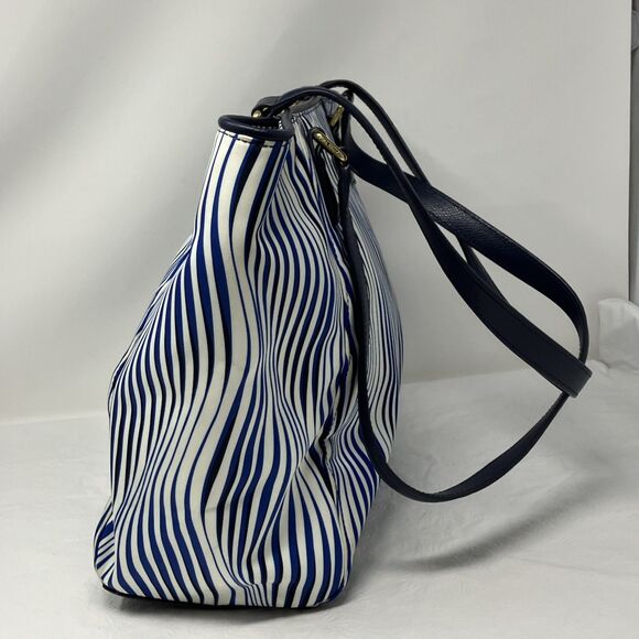 Vera Bradley Streeterville Tote EUC Shoulder Hangbag Medium Blue White Striped - Picture 5 of 14